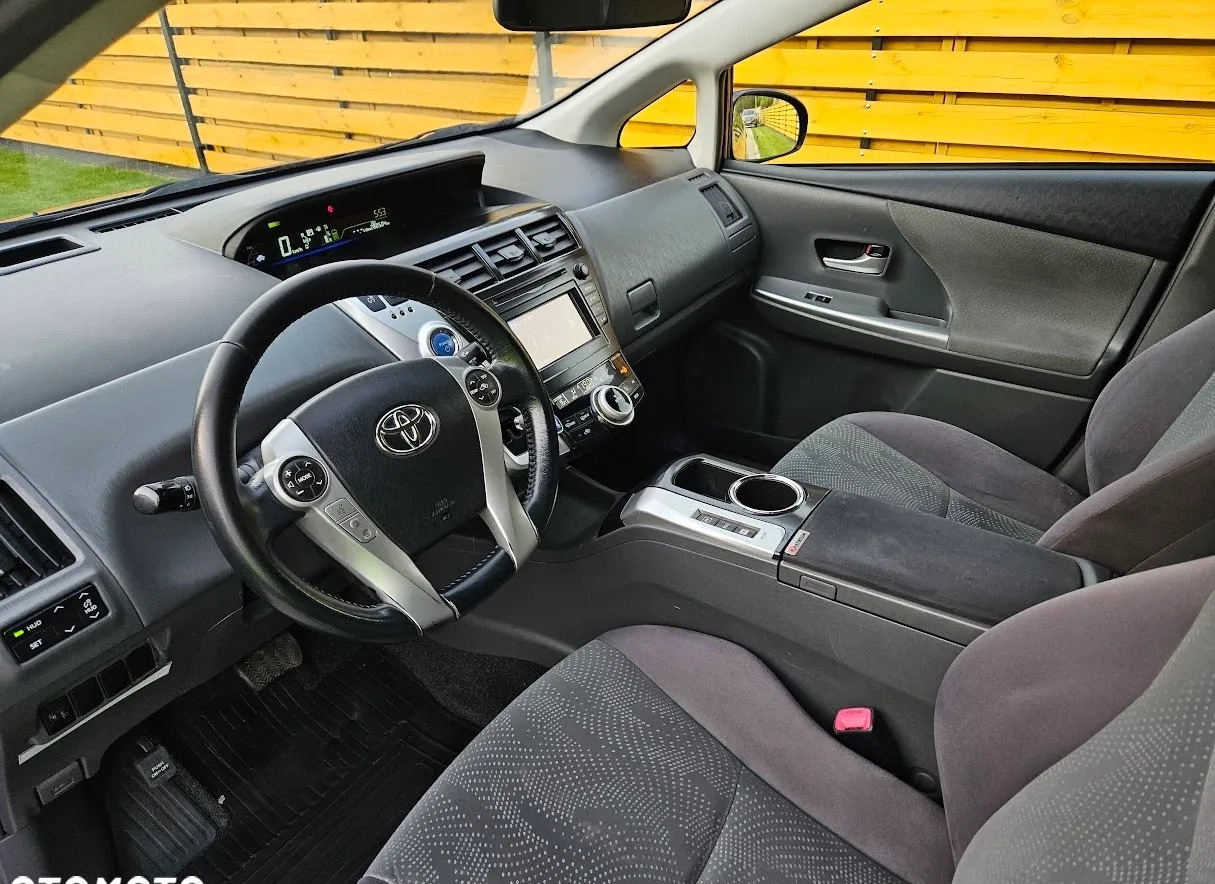 Toyota Prius+ cena 49800 przebieg: 280000, rok produkcji 2013 z Pionki małe 232